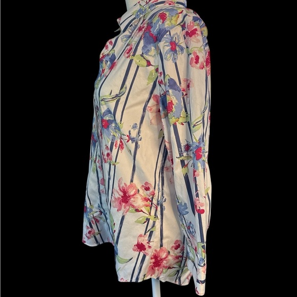 Coldwater Creek White and Red Floral Button Down Shirt - Picture 6 of 7